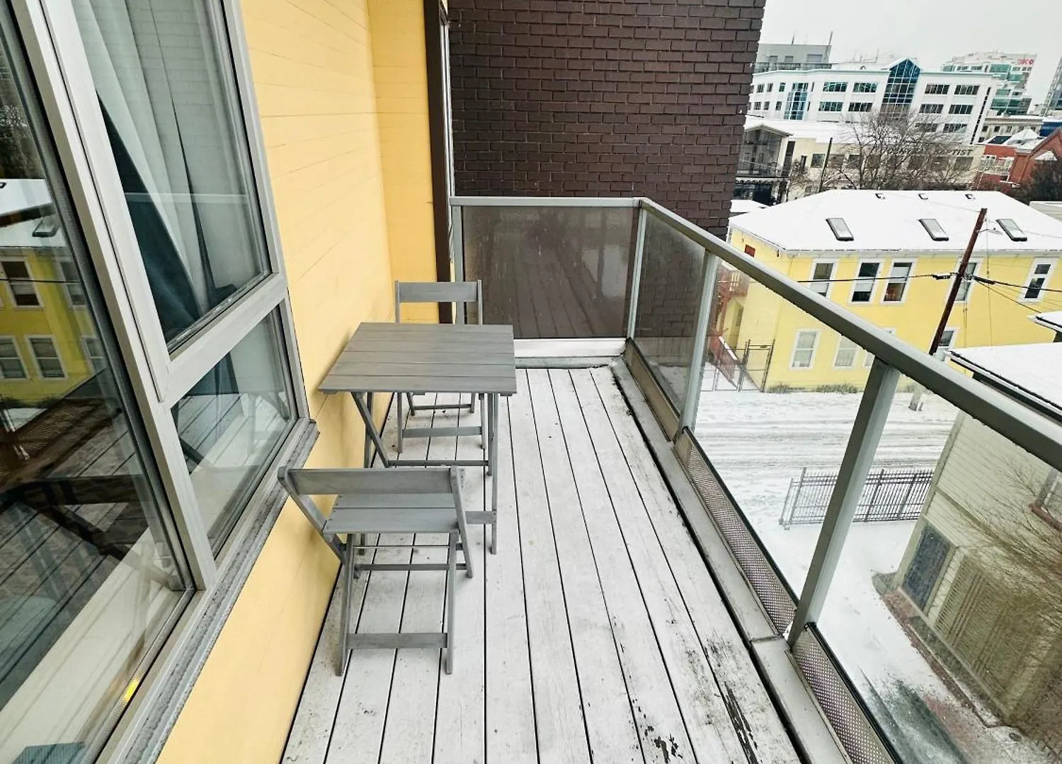 Beautiful Loft In Downtown Victoria Apartment 0*,  Canada